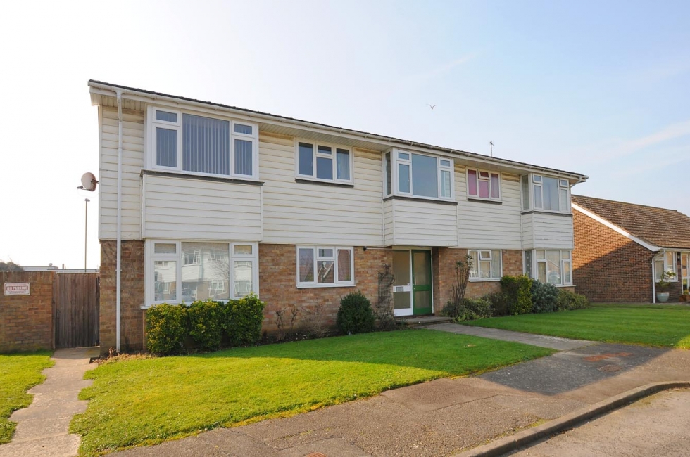 Property for Sale, West Wittering 17A Foxwarren Close Baileys Estate